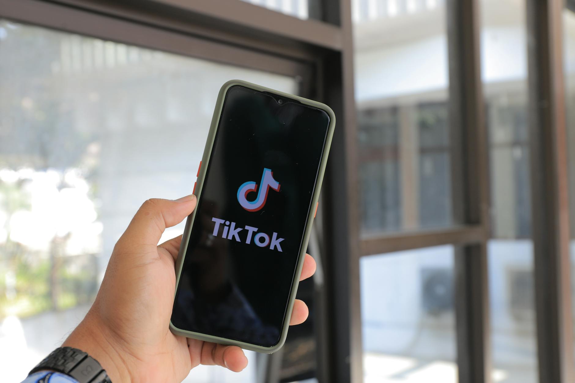 What TikTok gets right about attention and what email overlooks